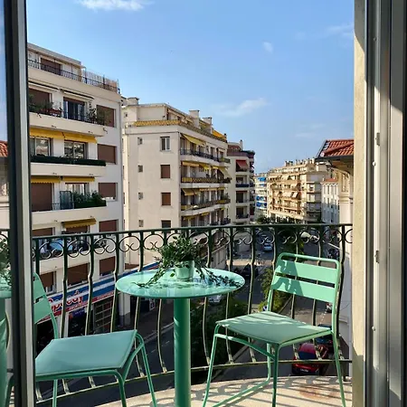 Panoramic View & Architectural Charm In Apartmán